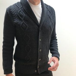 GAP cable-knit cardigan sweater in men's M